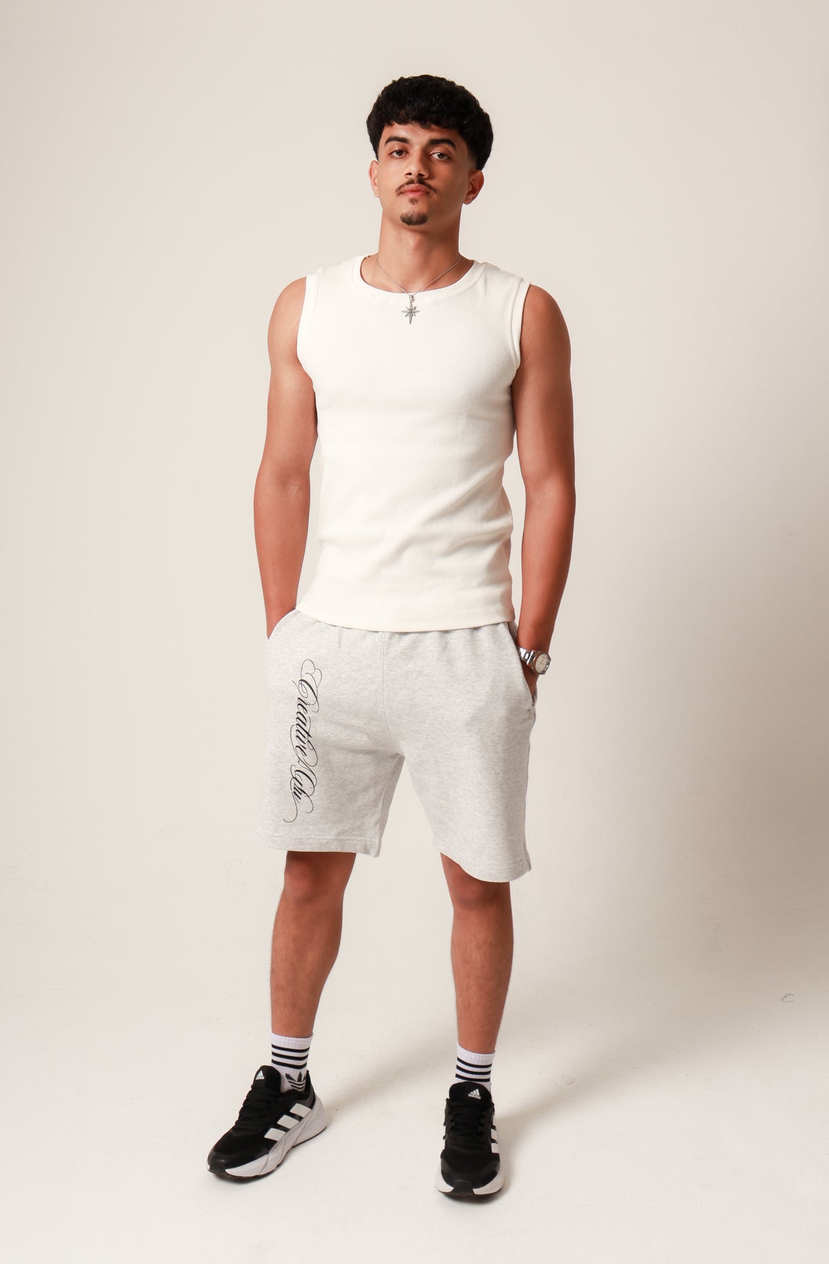 Creative club short (unisex)