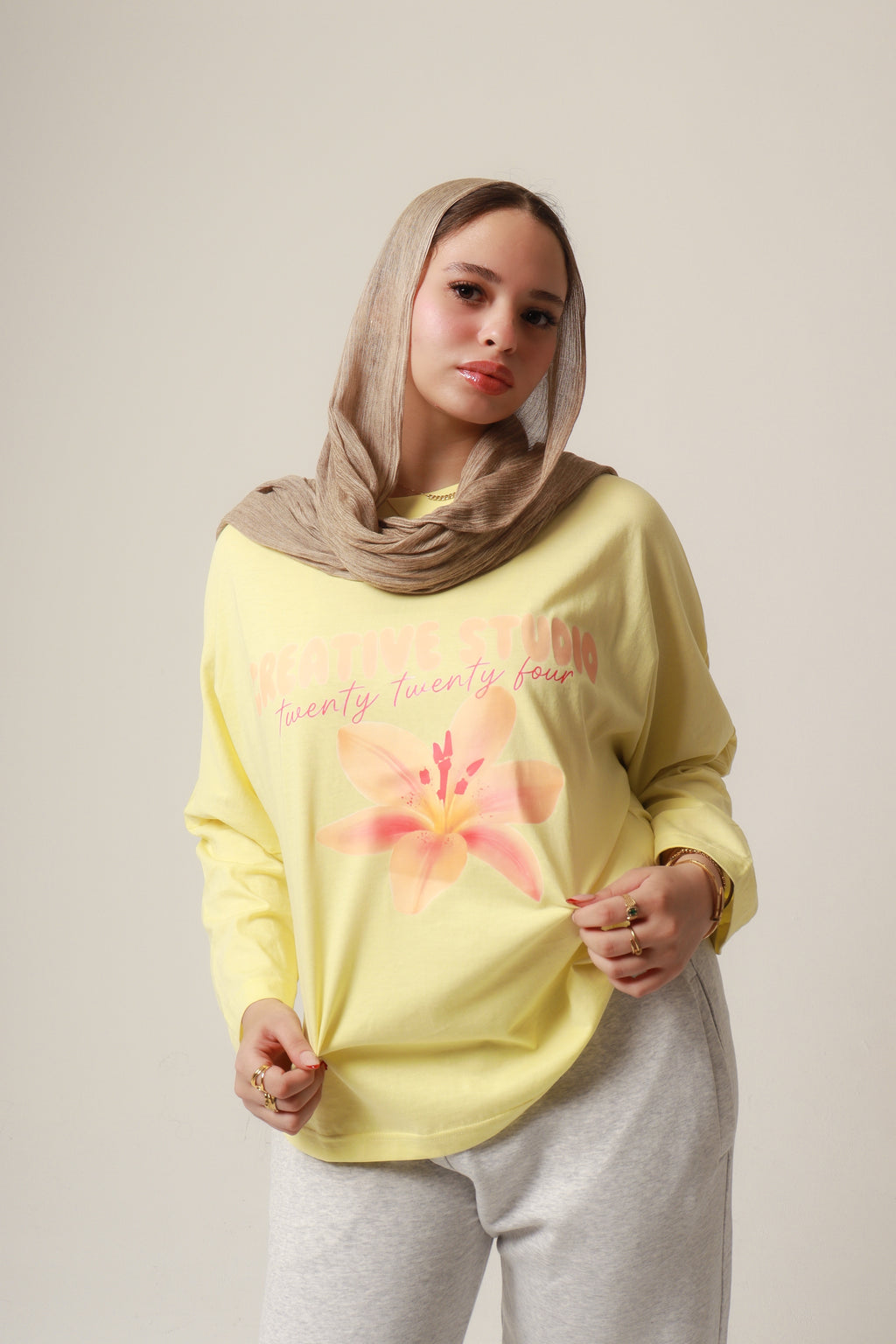Creative studio (yellow)